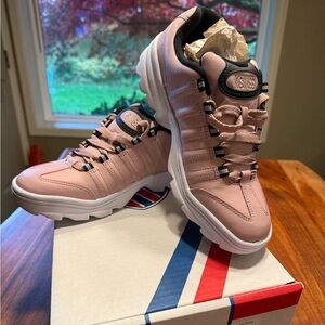 K-Swiss Altezo Women’s Low